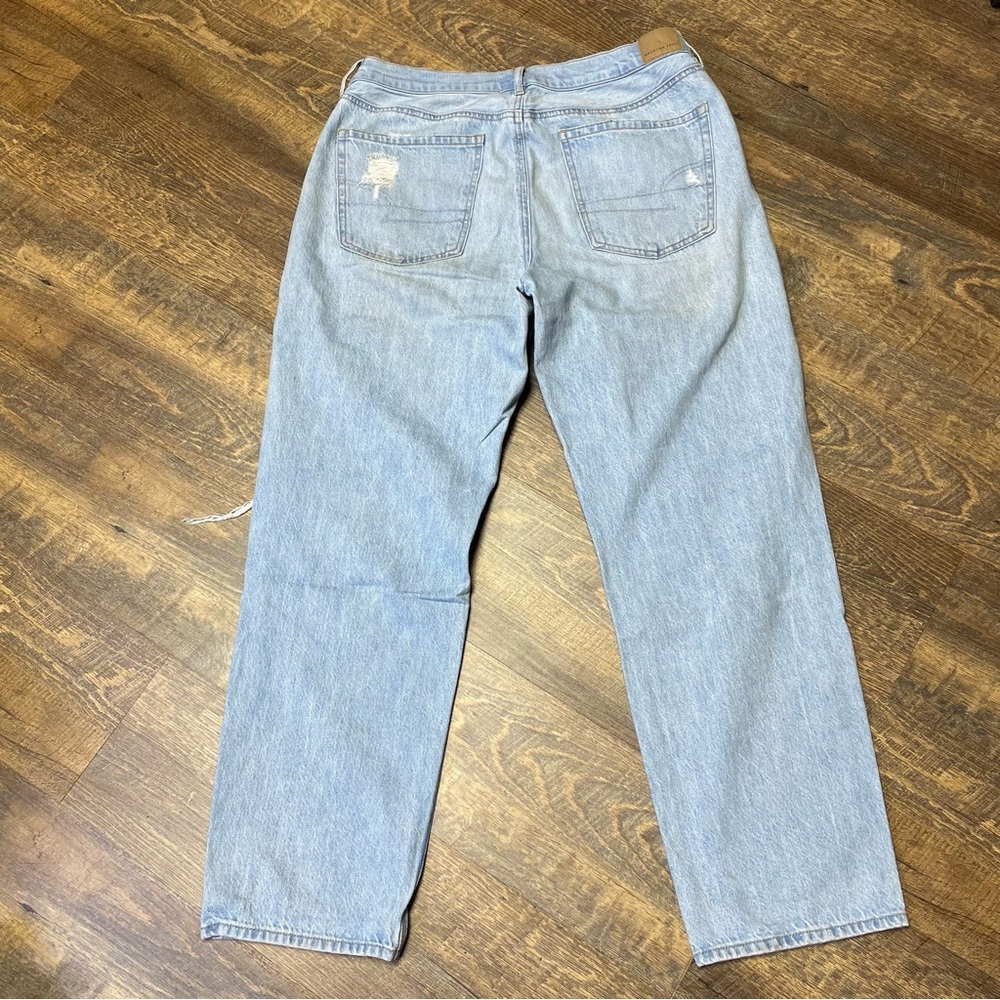 American Eagle Distressed 90s Straight Denim Jeans Womens 16 Destroyed Ripped - Picture 6 of 10